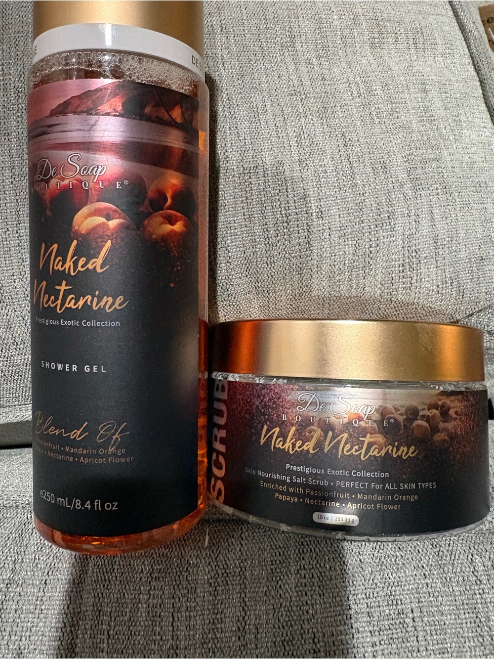 De Soap Boutique Naked Nectarine Shower Gel & Body Scrub Bundle
